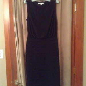 Special occassion LBD dress flattering xs